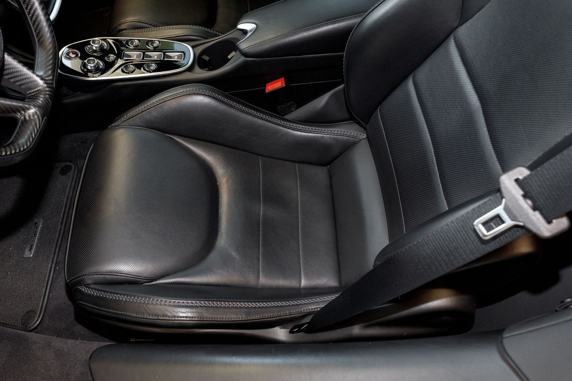 Used 2023 McLaren GT RWD image 20