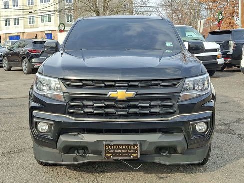 Used 2022 Chevrolet Colorado LT w/ LT Convenience Package image 2