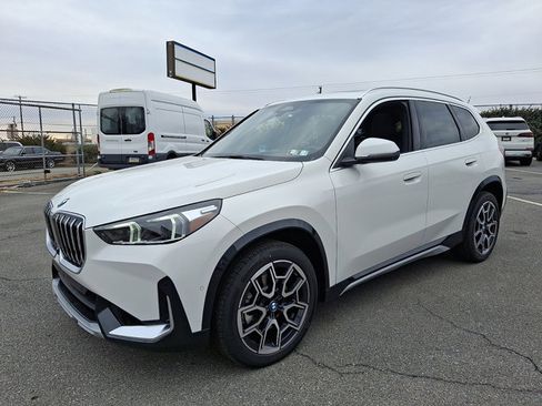 New 2026 BMW X1 xDrive28i w/ Technology Package image 3