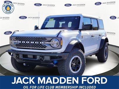 New 2025 Ford Bronco Badlands w/ Sasquatch Package