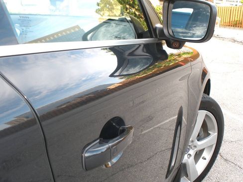 Used 2013 Volvo XC60 T6 R-Design Platinum AWD/4WD image 19