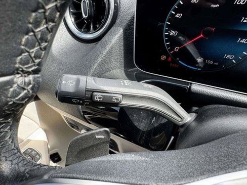 Used 2021 Mercedes-Benz GLA 250 4MATIC w/ Premium Package image 25