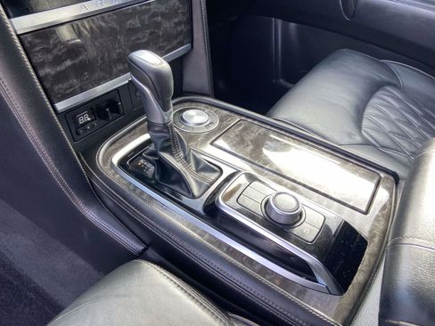 Used 2021 Nissan Armada Platinum image 13