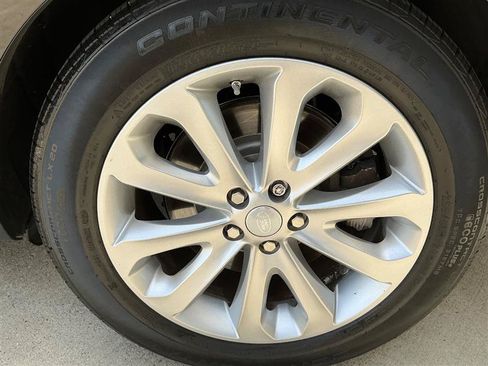 Used 2017 Land Rover Range Rover HSE AWD/4WD image 24