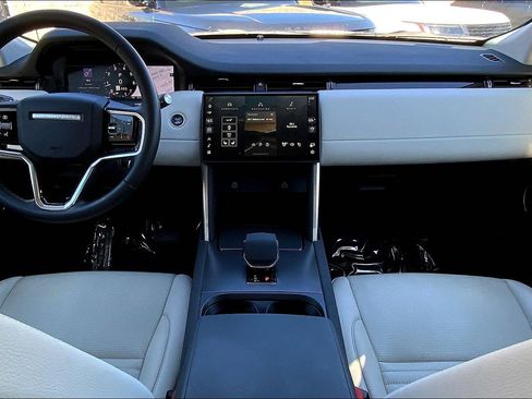 Used 2024 Land Rover Discovery Sport S image 15