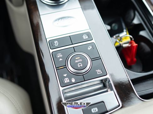 Used 2018 Land Rover Range Rover Supercharged image 37