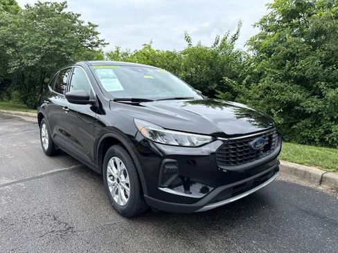 Used 2024 Ford Escape Active w/ Cold Weather Package FWD image 1