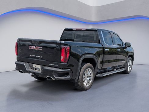 Used 2021 GMC Sierra 1500 Denali w/ Driver Alert Package II AWD/4WD image 3