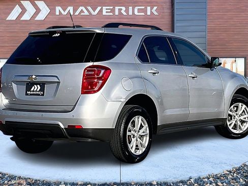 Used 2017 Chevrolet Equinox LT w/ Driver Confidence Package II image 5
