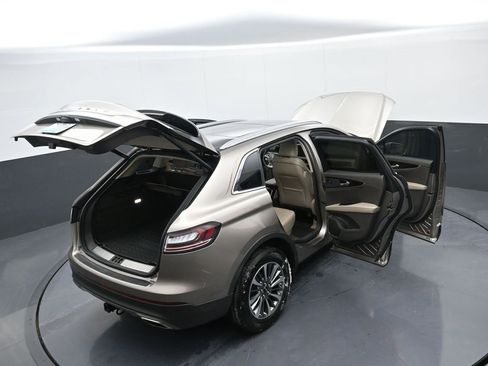 Used 2021 Lincoln Nautilus Reserve w/ Class II Trailer Tow Package image 43