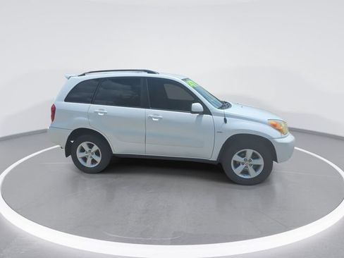 Used 2005 Toyota RAV4 2WD image 9