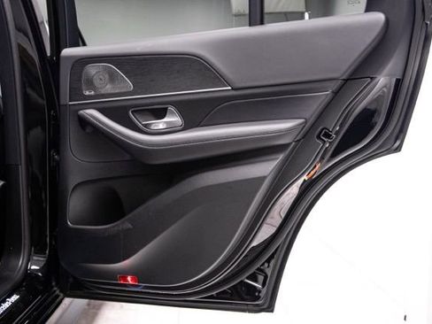 Used 2025 Mercedes-Benz GLE 350 4MATIC image 27