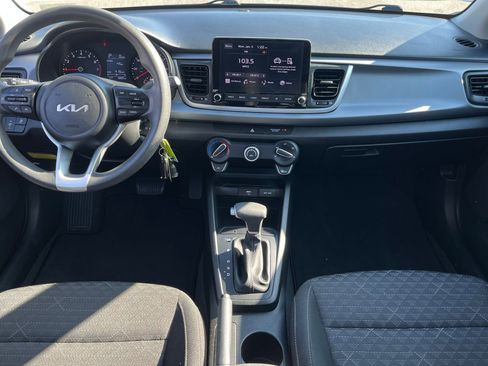 Used 2023 Kia Rio S image 12
