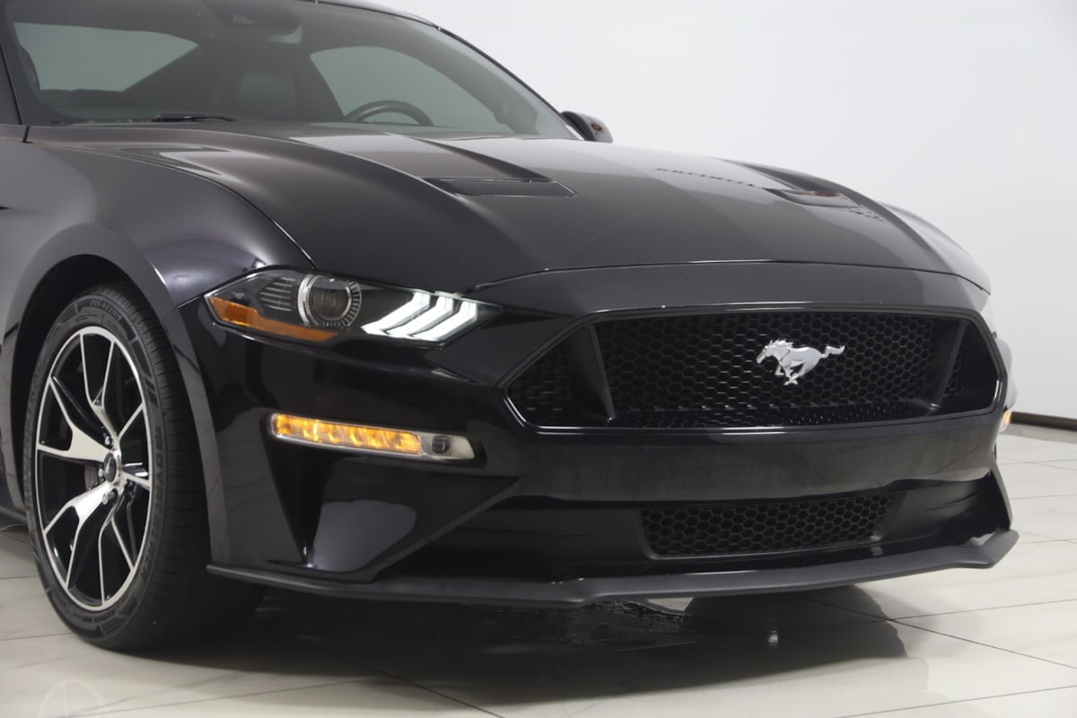 Used 2019 Ford Mustang GT Premium w/ Equipment Group 401A RWD image 40