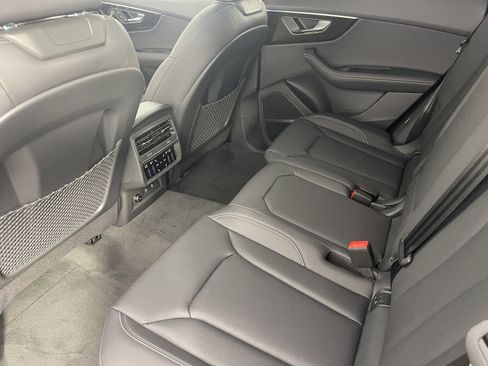 New 2025 Audi Q8 Premium Plus image 36