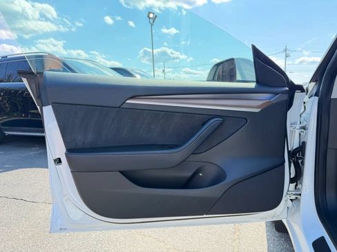 Used 2023 Tesla Model 3 Performance AWD/4WD image 9