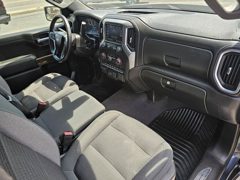 Used 2021 Chevrolet Silverado 1500 LT w/ Z71 Off-Road Package AWD/4WD image 10
