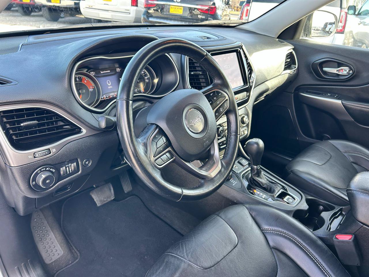 Used 2021 Jeep Cherokee Limited AWD/4WD image 6