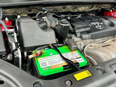 Used 2010 Toyota RAV4 Limited FWD image 24