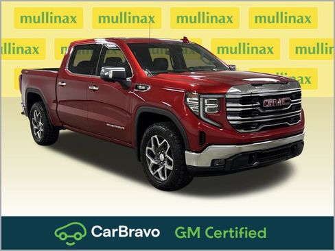 Used 2024 GMC Sierra 1500 SLT w/ SLT Convenience Package image 1