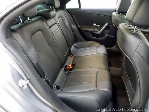 Used 2022 Mercedes-Benz CLA 250 4MATIC w/ Premium Package image 32