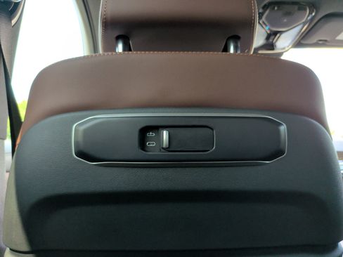 Used 2025 BMW X5 xDrive40i AWD/4WD image 38