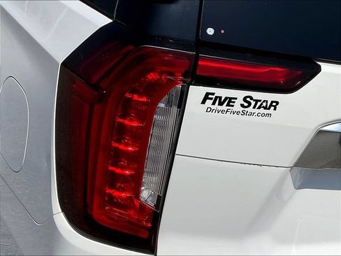 Used 2021 GMC Yukon Denali w/ Denali Premium Package RWD image 25
