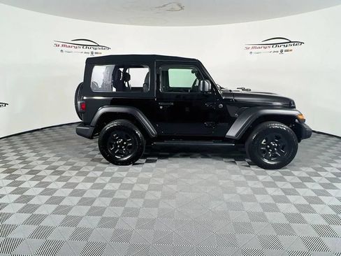 Used 2024 Jeep Wrangler Sport AWD/4WD image 9
