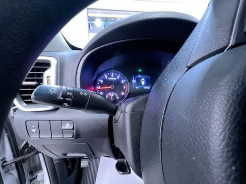 Used 2019 Kia Sportage LX FWD image 18