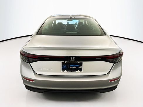 Used 2025 Honda Accord LX image 6