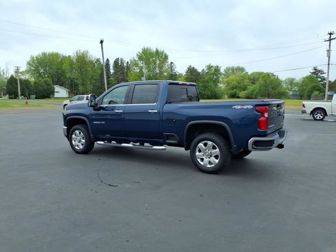 Used 2023 Chevrolet Silverado 2500 LTZ w/ LTZ Plus Package AWD/4WD image 3