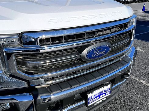 Used 2022 Ford F250 Lariat w/ Lariat Ultimate Package image 32