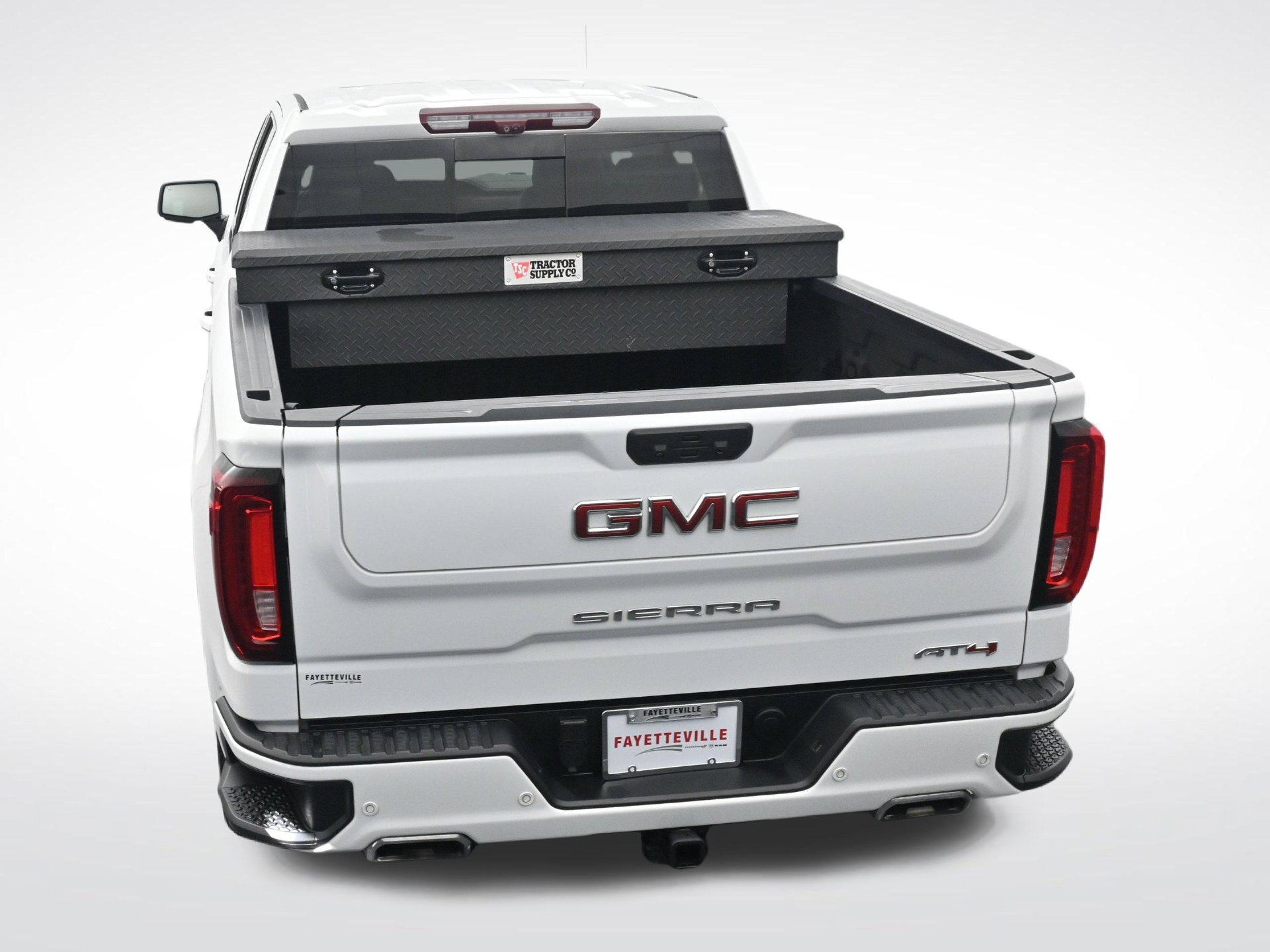 Used 2024 GMC Sierra 1500 AT4 w/ Technology Package AWD/4WD image 27
