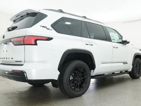 New 2026 Toyota Sequoia Platinum AWD/4WD image 21