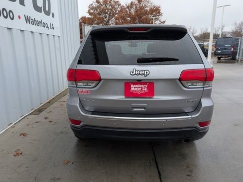 Used 2018 Jeep Grand Cherokee Limited image 24
