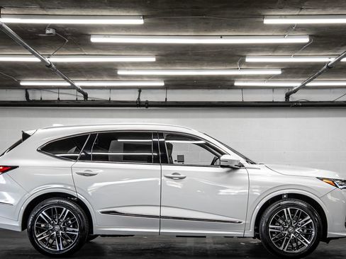 New 2026 Acura MDX w/ Advance Package image 6