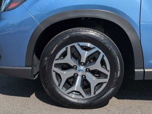 Used 2020 Subaru Forester Premium AWD/4WD image 14
