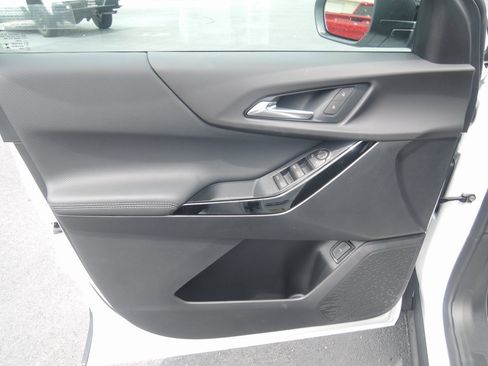 New 2026 Chevrolet Equinox LT w/ Convenience Package II image 26