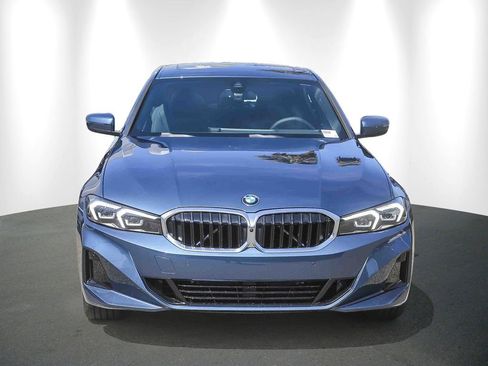 New 2026 BMW 330i Sedan w/ Premium Package RWD image 2