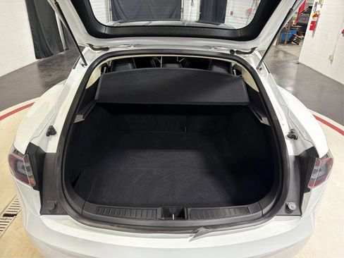 Used 2016 Tesla Model S 70D image 12