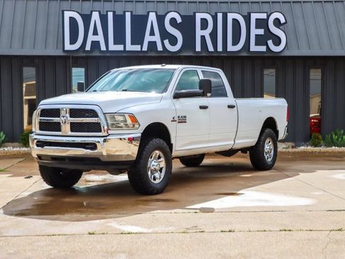 Used 2016 RAM 3500 Tradesman w/ Chrome Appearance Group AWD/4WD image 15
