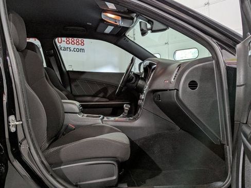 Used 2020 Dodge Charger Scat Pack image 32