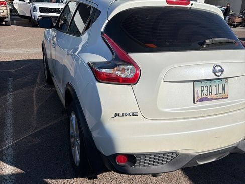 Used 2016 Nissan Juke S image 2