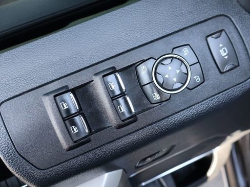 Used 2022 Ford F350 Lariat w/ Lariat Value Package image 27