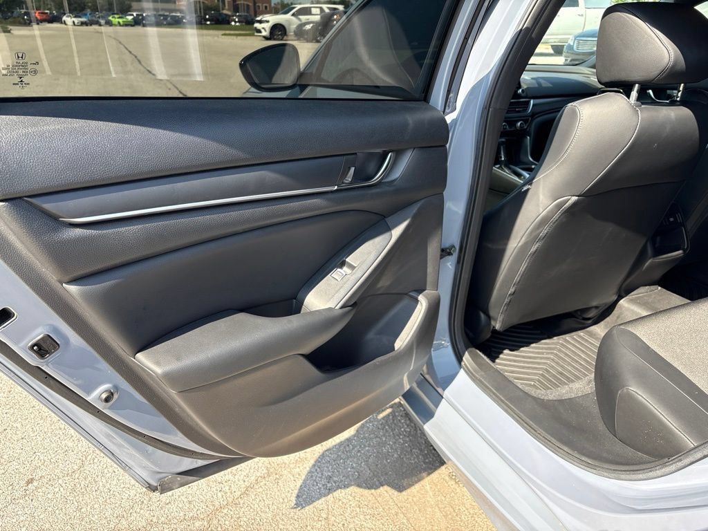 Used 2022 Honda Accord Sport image 16