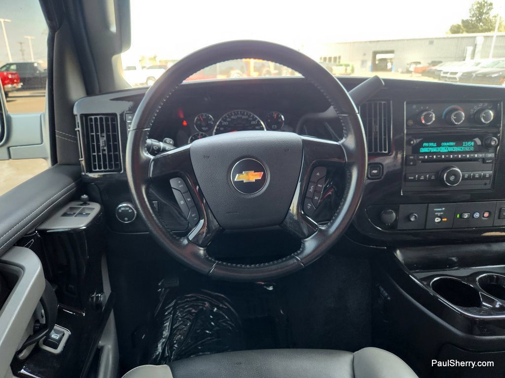 Used 2021 Chevrolet Express 2500 LS w/ Enhanced Convenience Package RWD image 39