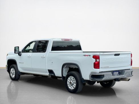 Used 2024 Chevrolet Silverado 2500 LT AWD/4WD image 6