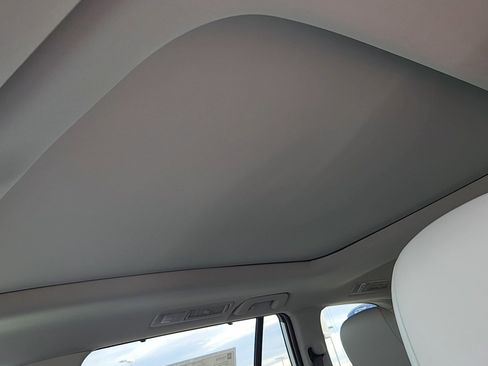 New 2026 Toyota Grand Highlander XLE image 10