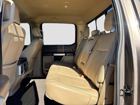 Used 2019 Ford F150 Lariat image 26