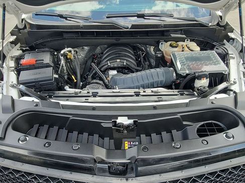 Certified 2021 Cadillac Escalade Sport Platinum image 30